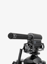 Load image into Gallery viewer, DSLR  Camera &#39;Interview&#39; Microphone